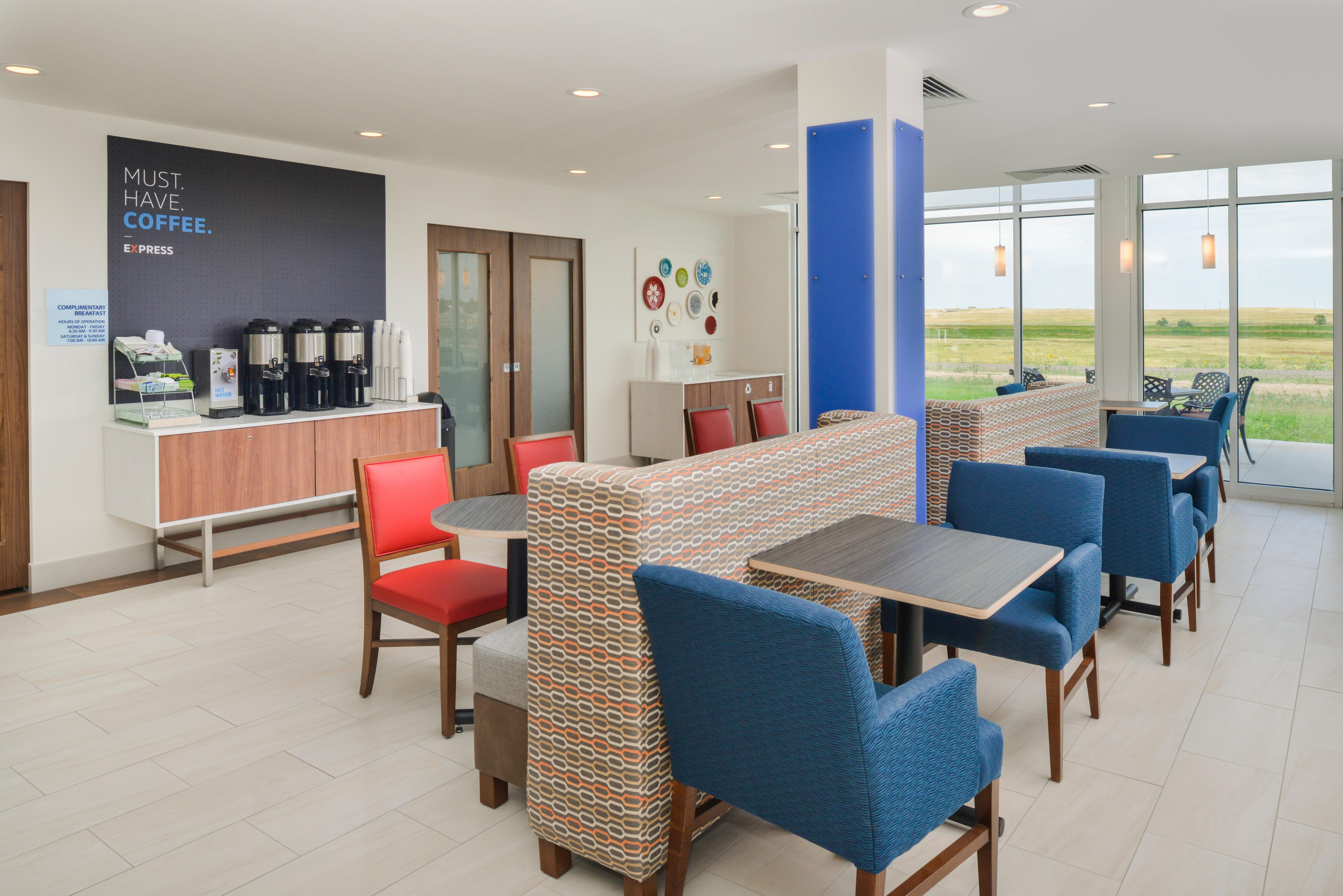 Holiday Inn Express & Suites - Chadron By Ihg Exterior foto